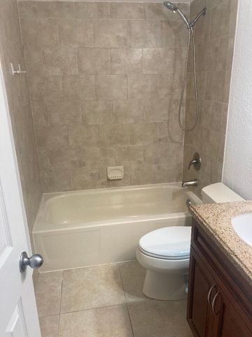 1950 COQUINA Way, Coral Springs, FL 33071
