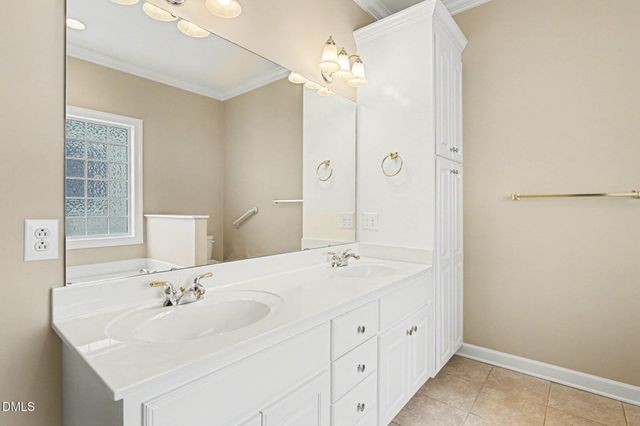 200 Commonsgate Drive, Goldsboro, NC 27530