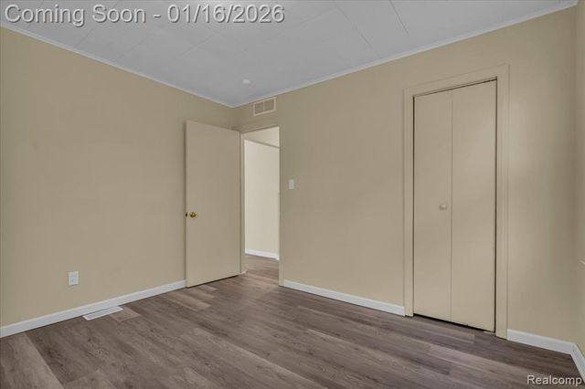 13983 Hobart Avenue, Warren, MI 48089