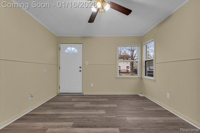 13983 Hobart Avenue, Warren, MI 48089