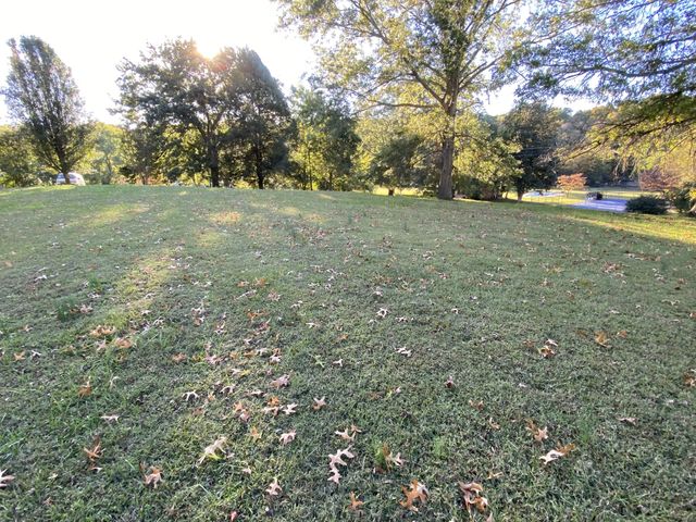 0 Indian Mound Dr, Mcminnville, TN 37110