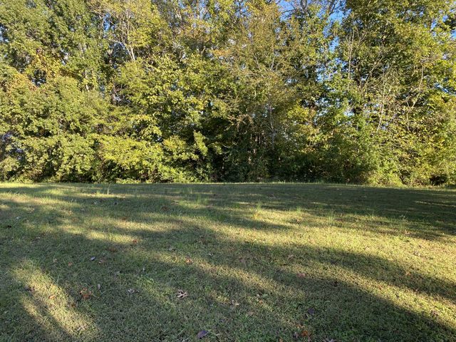 0 Indian Mound Dr, Mcminnville, TN 37110