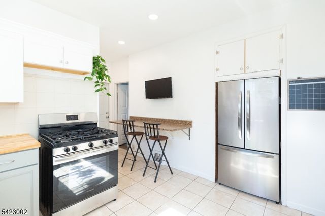 449 Keene St, Perth Amboy City, NJ 08861