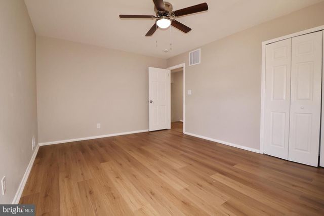 36 HILTON RD, Mount Holly, NJ 08060