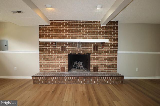 36 HILTON RD, Mount Holly, NJ 08060