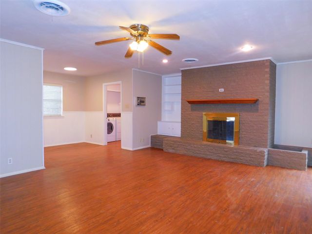 1128 Thomas Street, Denton, TX 76201