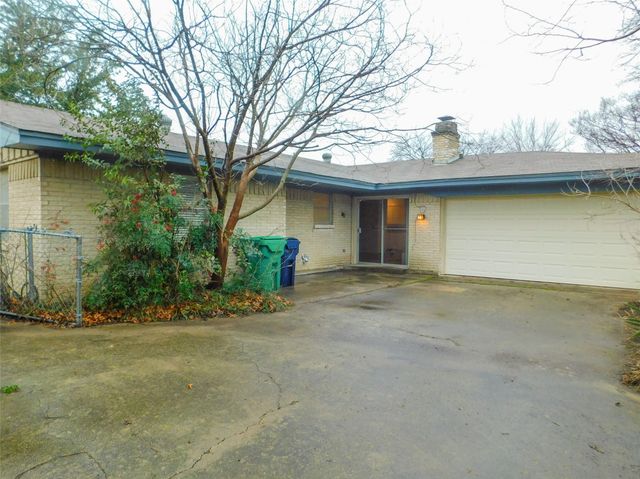 1128 Thomas Street, Denton, TX 76201