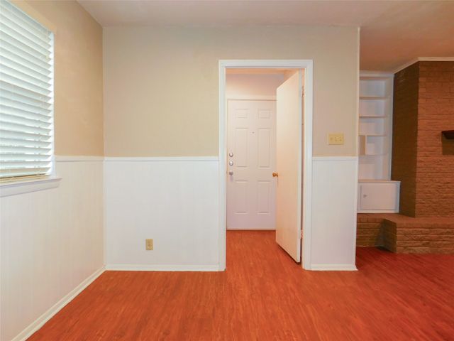 1128 Thomas Street, Denton, TX 76201