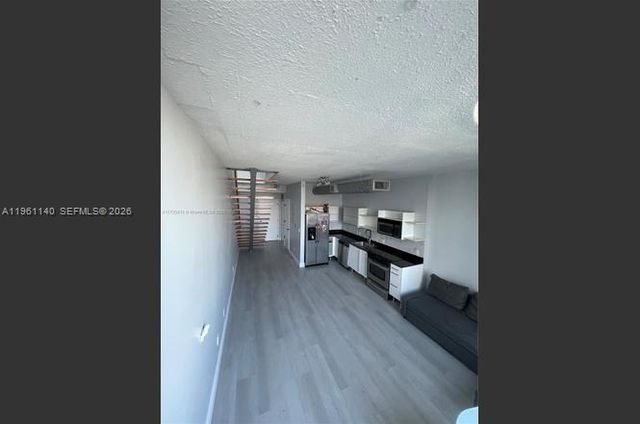 690 SW 1st Ct 1219, Miami, FL 33130