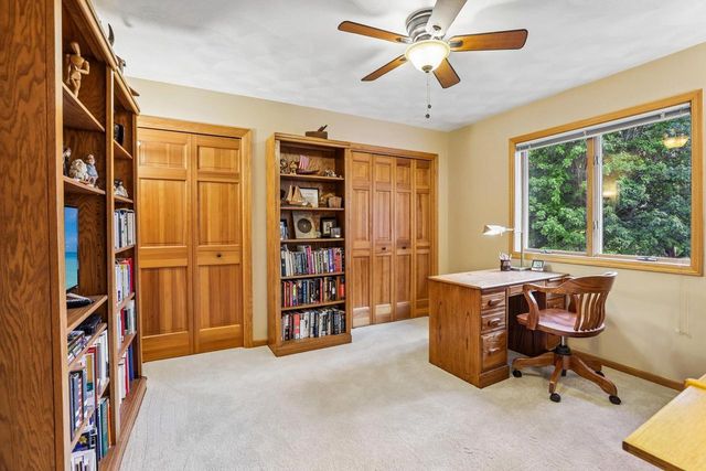 210 Fairbrook Drive, Waunakee, WI 53597