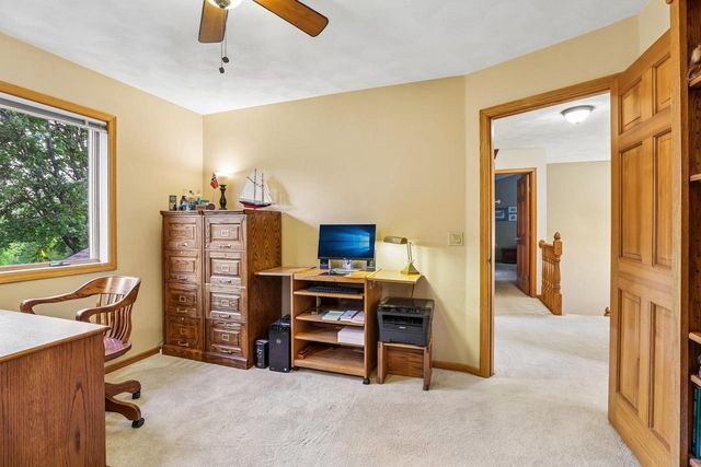210 Fairbrook Drive, Waunakee, WI 53597