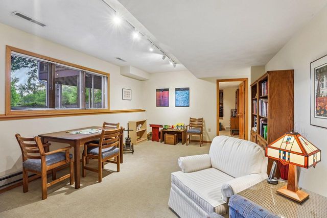 210 Fairbrook Drive, Waunakee, WI 53597