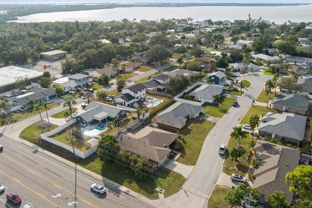 7505 23RD AVENUE DRIVE W, Bradenton, FL 34209