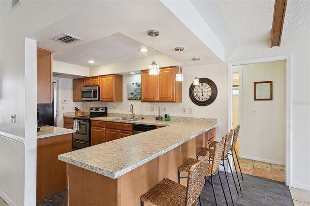 7505 23RD AVENUE DRIVE W, Bradenton, FL 34209