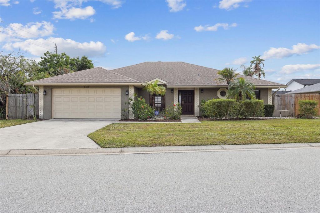 7505 23RD AVENUE DRIVE W, Bradenton, FL 34209
