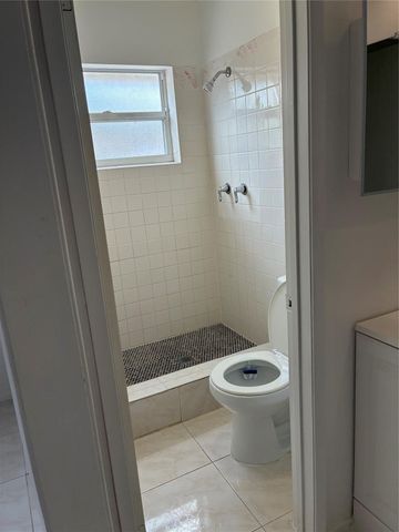 231 NW 20th St, Pompano Beach, FL 33060