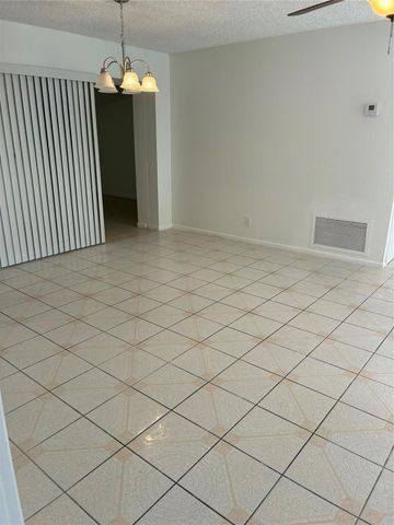 231 NW 20th St, Pompano Beach, FL 33060