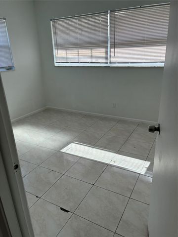 231 NW 20th St, Pompano Beach, FL 33060