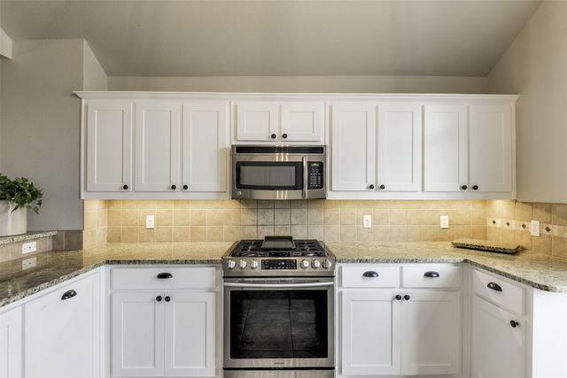 9 Maree Court, Waxahachie, TX 75165