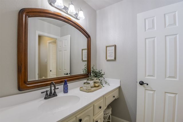 9 Maree Court, Waxahachie, TX 75165