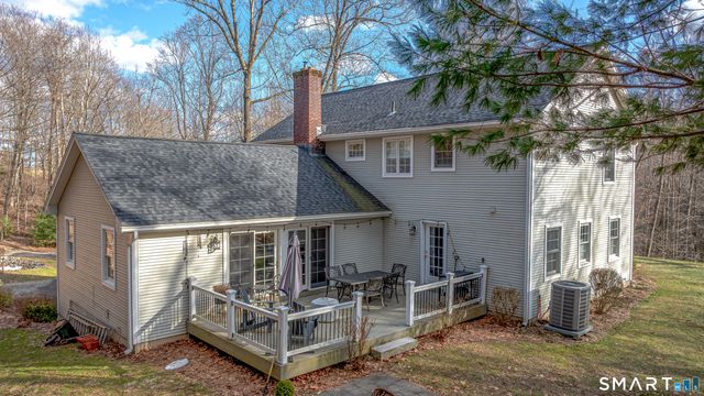 366 Charcoal Avenue, Middlebury, CT 06762