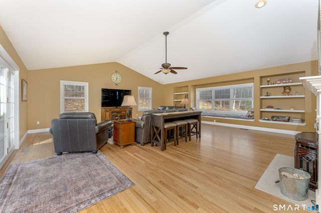 366 Charcoal Avenue, Middlebury, CT 06762