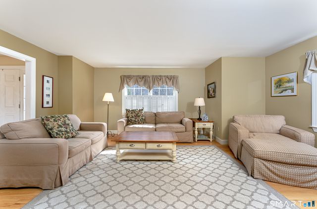 366 Charcoal Avenue, Middlebury, CT 06762