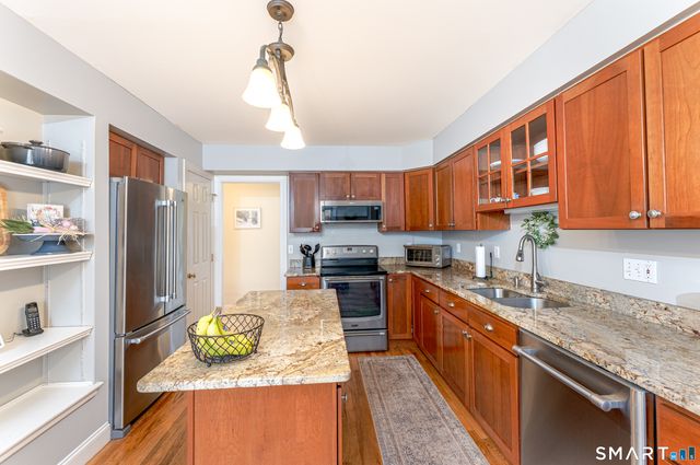 366 Charcoal Avenue, Middlebury, CT 06762