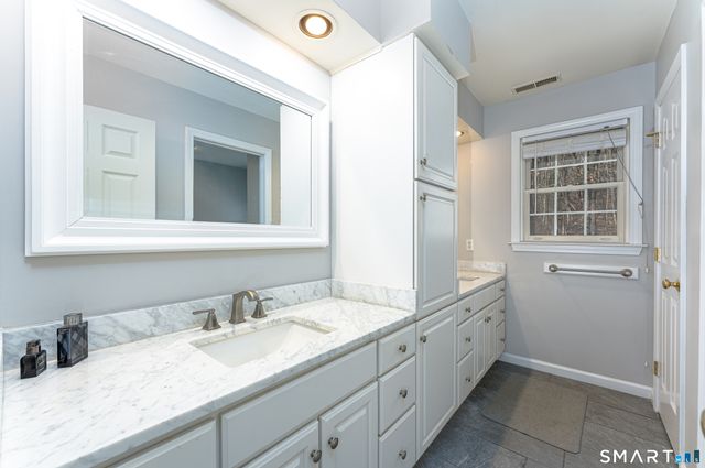 366 Charcoal Avenue, Middlebury, CT 06762