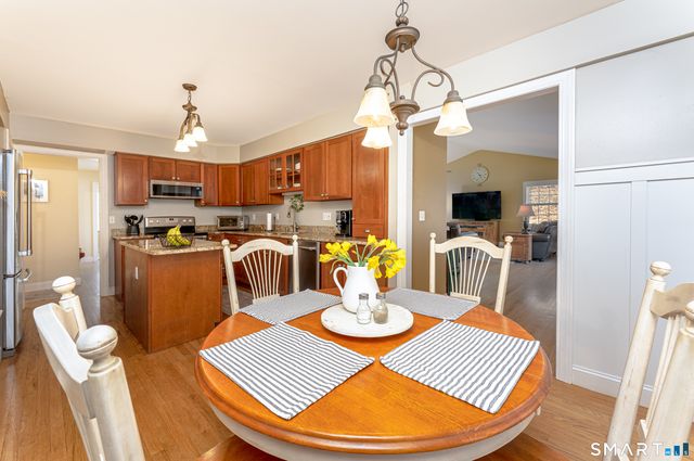 366 Charcoal Avenue, Middlebury, CT 06762