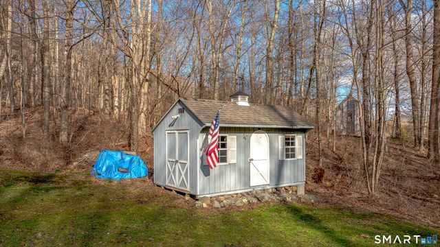 366 Charcoal Avenue, Middlebury, CT 06762