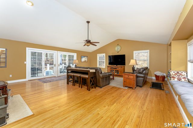 366 Charcoal Avenue, Middlebury, CT 06762