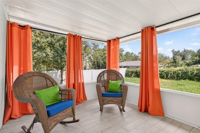 6 OAK CIRCLE COURSE, Ocala, FL 34472