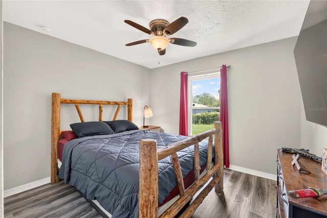 6 OAK CIRCLE COURSE, Ocala, FL 34472