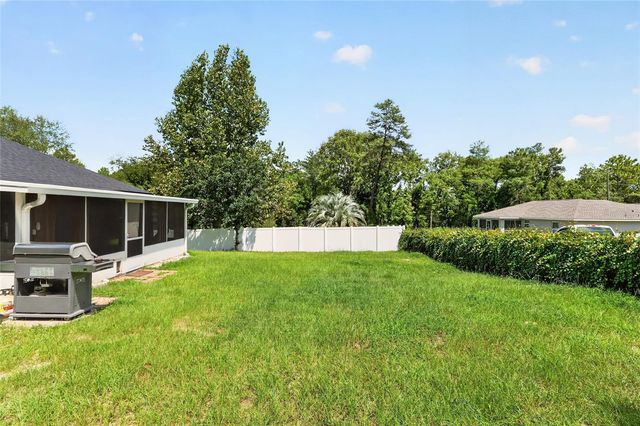 6 OAK CIRCLE COURSE, Ocala, FL 34472