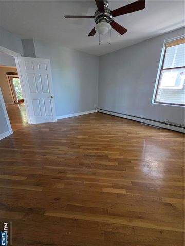 30 Hudson Terrace C, Edgewater, NJ 07020