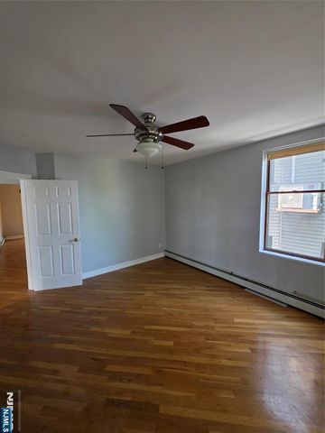 30 Hudson Terrace C, Edgewater, NJ 07020