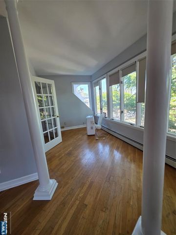 30 Hudson Terrace C, Edgewater, NJ 07020