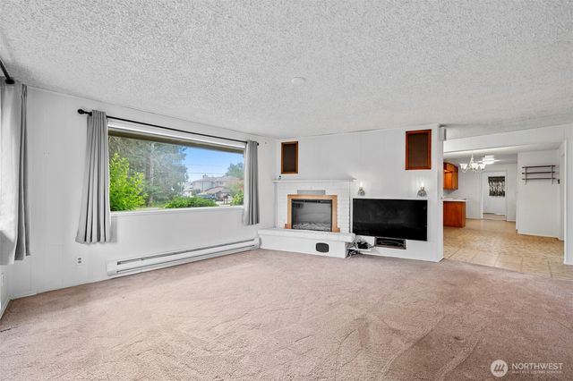 301 SW 108th Street, Everett, WA 98204
