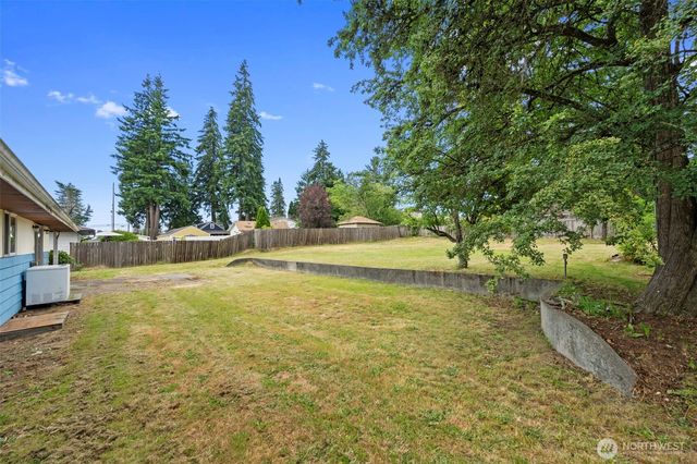 301 SW 108th Street, Everett, WA 98204
