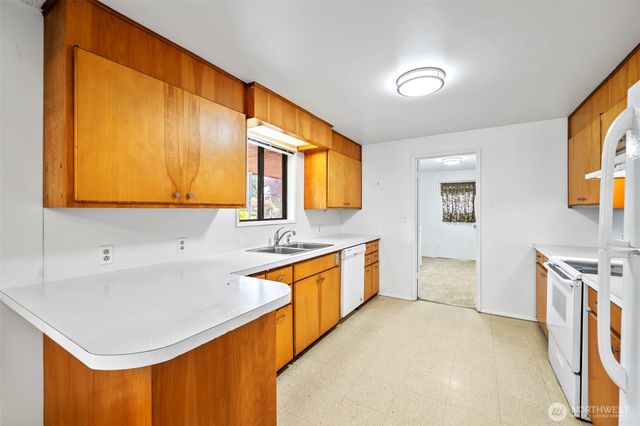 301 SW 108th Street, Everett, WA 98204