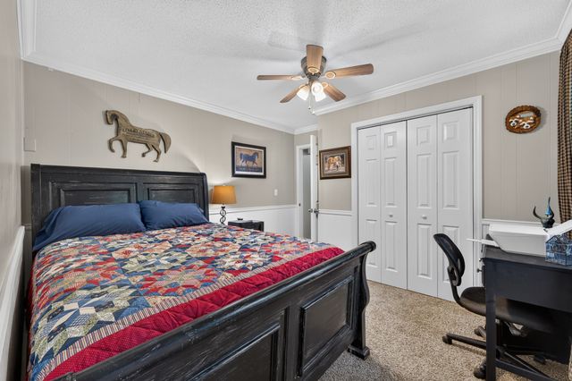 83 W Point Dr, Fayetteville, TN 37334