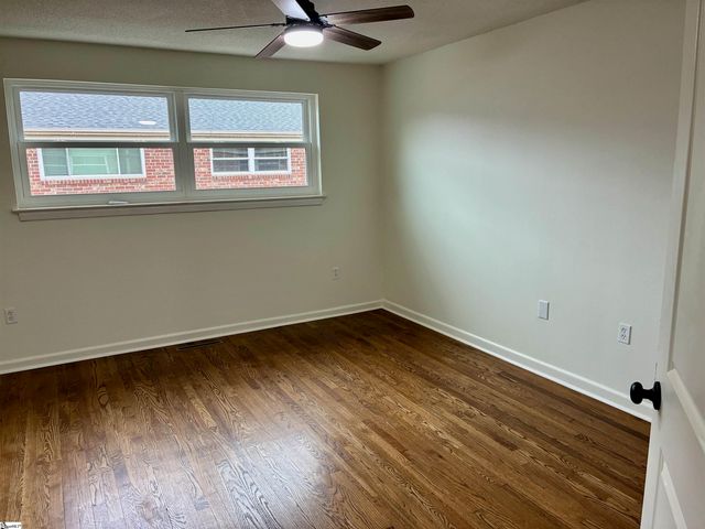 2530 E North Street Unit 9J, Greenville, SC 29615