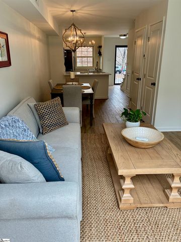 2530 E North Street Unit 9J, Greenville, SC 29615