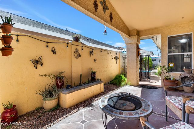 911 E ANNETTE Drive, Phoenix, AZ 85022