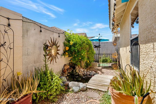 911 E ANNETTE Drive, Phoenix, AZ 85022
