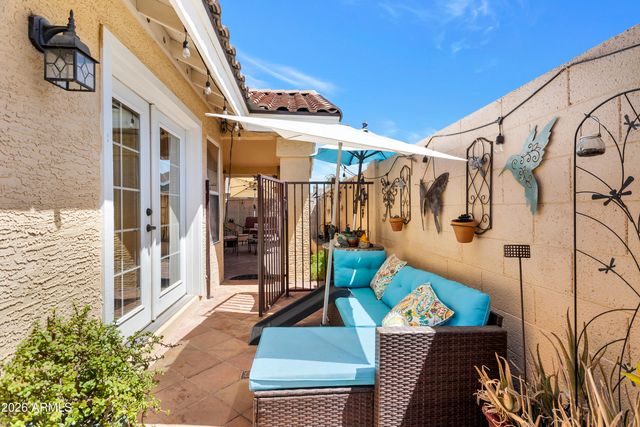 911 E ANNETTE Drive, Phoenix, AZ 85022