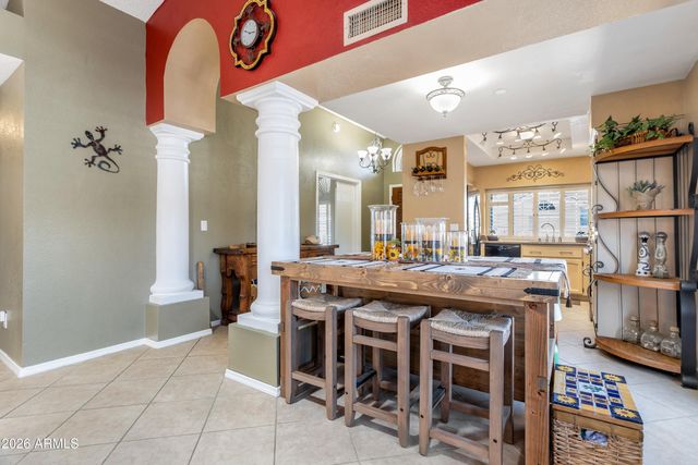 911 E ANNETTE Drive, Phoenix, AZ 85022