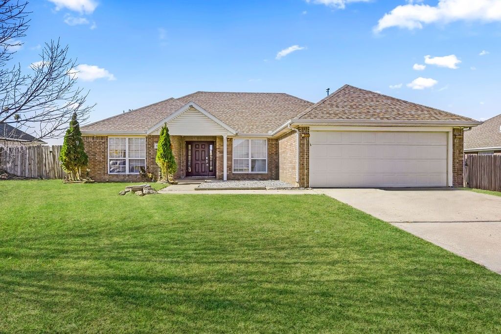 814 Colley Street, Lowell, AR 72745