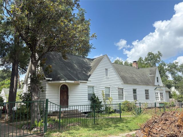 2302 Wordsworth Street, Houston, TX 77030